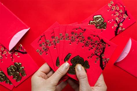 Ang pao 101: A guide to our favorite red envelope .